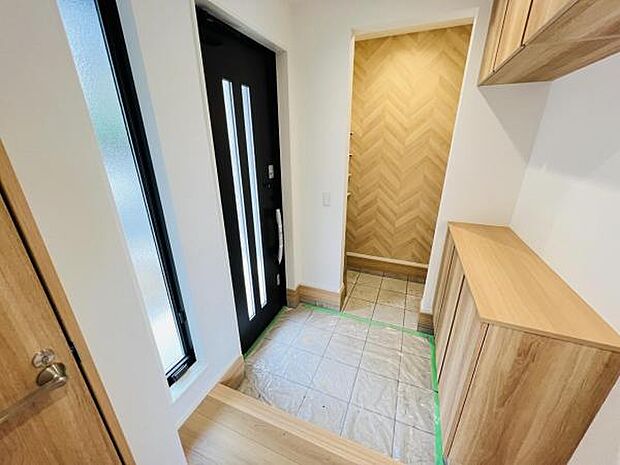 いつも気持ちよくご家族を迎えられる玄関です。