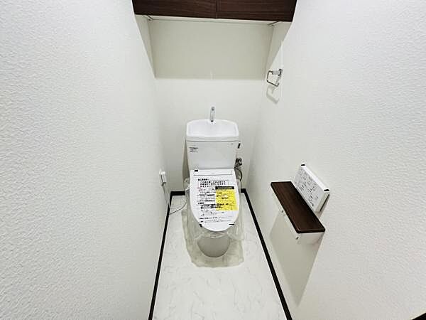 ほっと安らげるトイレ空間です。