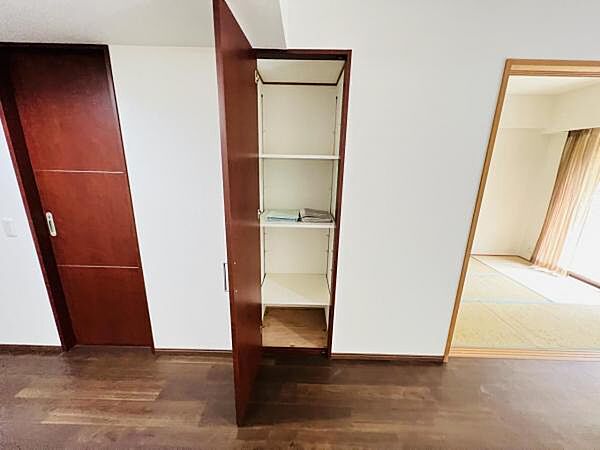 収納豊富な間取りで、室内もスッキリ快適です。