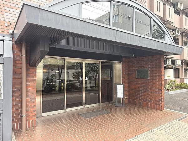 エントランスです。皆様やお客様をお出迎え致します。