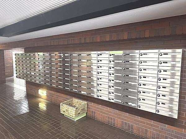 居住者用郵便受けです。
