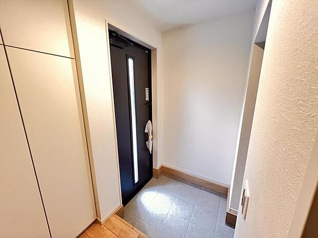 いつも気持ちよくご家族を迎えられる玄関です。