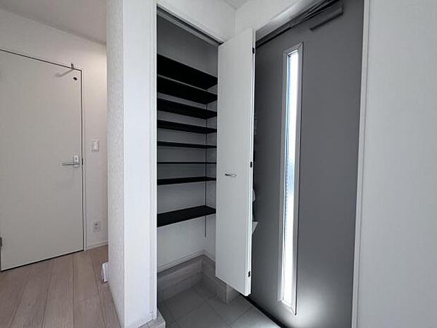 いつも気持ちよくご家族を迎えられる玄関です。