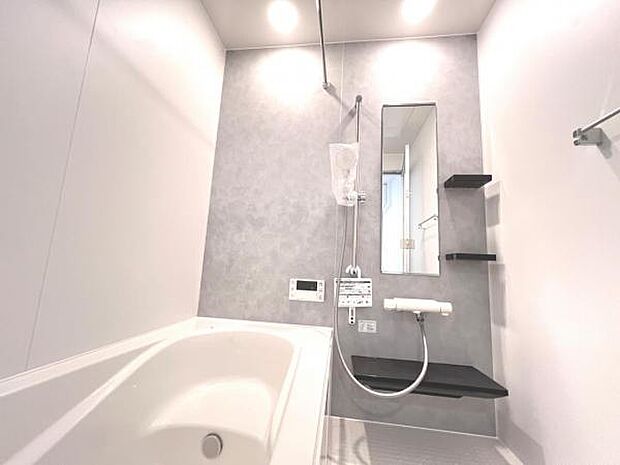 お風呂でほっとひといき。1日の疲れを癒しましょう。