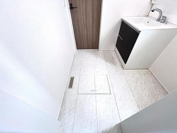 快適で清潔感がある脱衣スペースです。