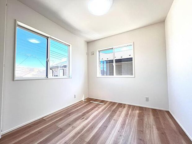 子供部屋にもちょうど良い大きさのお部屋です。