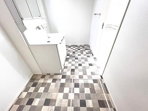 快適で清潔感がある脱衣スペースです。