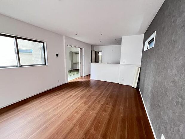 リビングダイニングになります。ご家族そろっての素敵な空間になりそうですね。