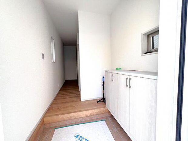 いつも気持ちよくご家族を迎えられる玄関です。