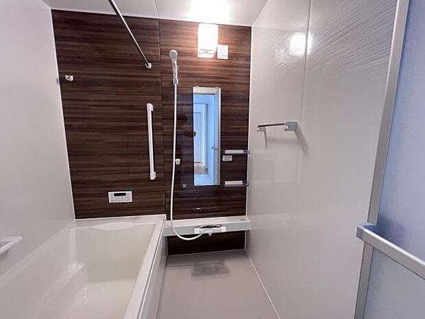 お風呂でほっとひといき。1日の疲れを癒しましょう。