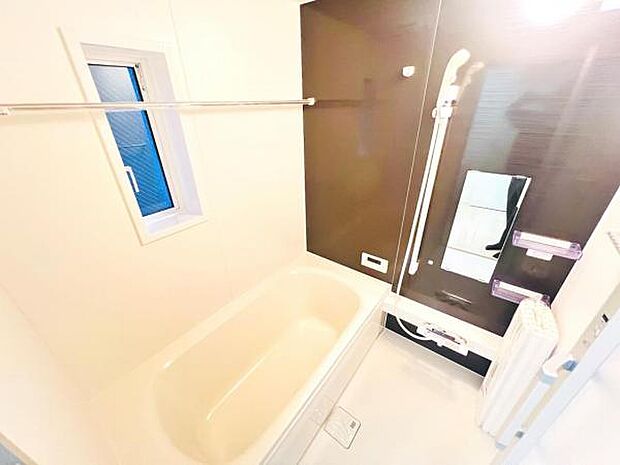 お風呂でほっとひといき。1日の疲れを癒しましょう。