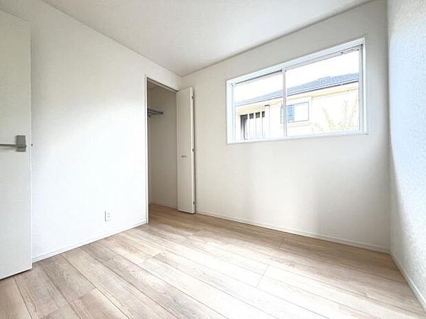 子供部屋にもちょうど良い大きさのお部屋です。