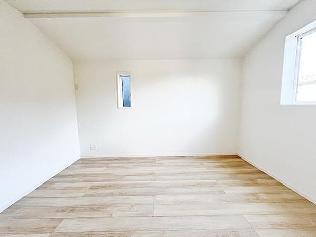 子供部屋にもちょうど良い大きさのお部屋です。