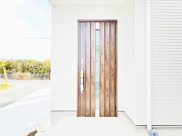 いつも気持ちよくご家族を迎えられる玄関です。