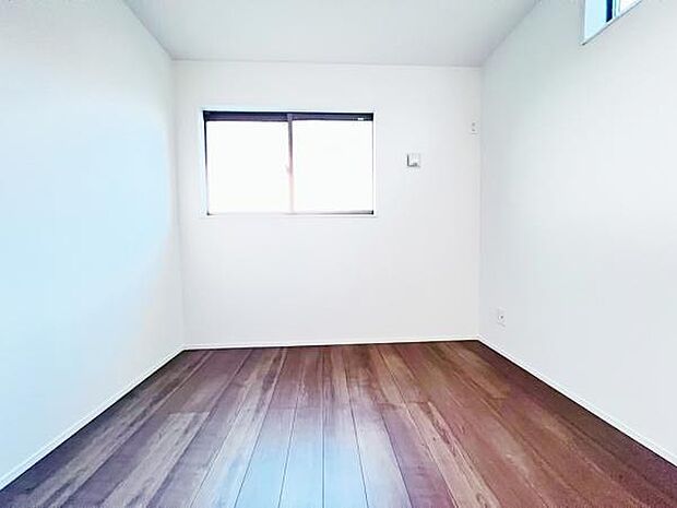 子供部屋にもちょうど良い大きさのお部屋です。