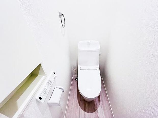 ほっと安らげるトイレ空間です。