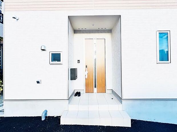 いつも気持ちよくご家族を迎えられる玄関です。