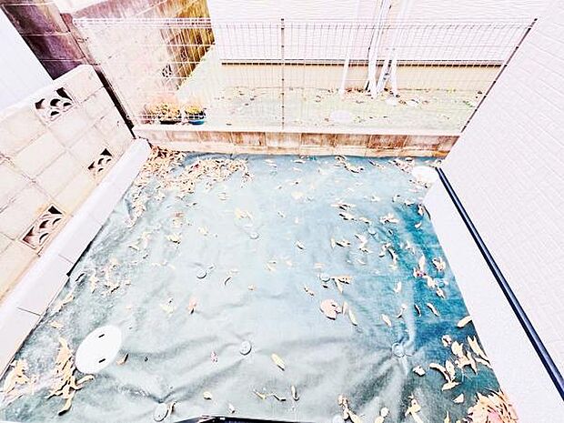 お庭スペースは、ガーデニングやお子様との外遊びなど多彩な用途でお楽しみいただけます。