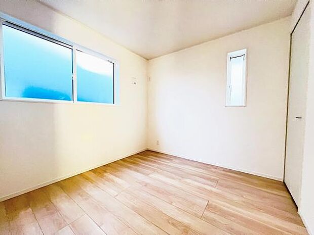 子供部屋にもちょうど良い大きさのお部屋です。