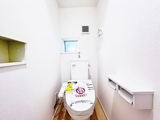 ほっと安らげるトイレ空間です。