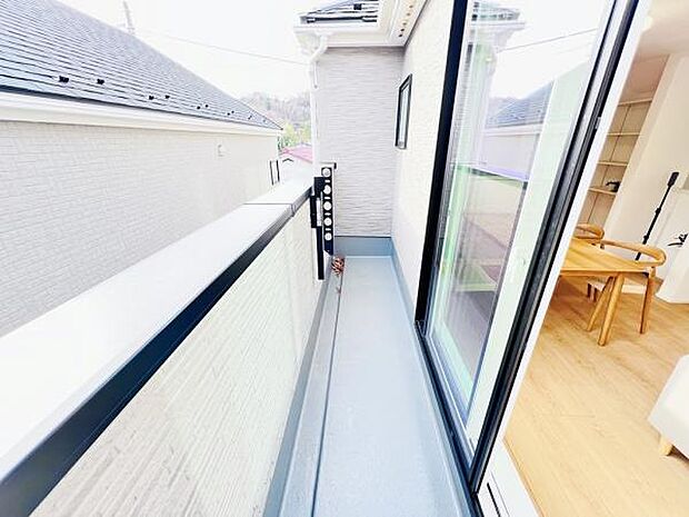 お洗濯ものを気持ち良く太陽の光で干せるのが嬉しいですね。