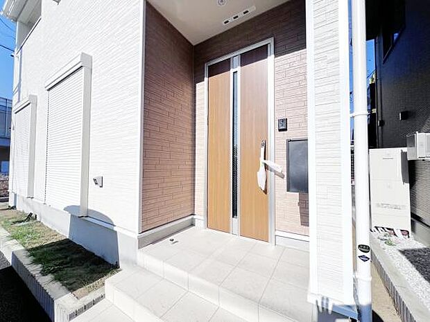 いつも気持ちよくご家族を迎えられる玄関です。