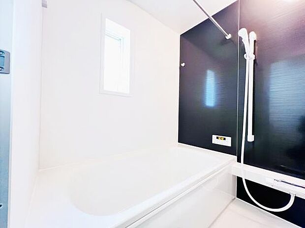 お風呂でほっとひといき。1日の疲れを癒しましょう。