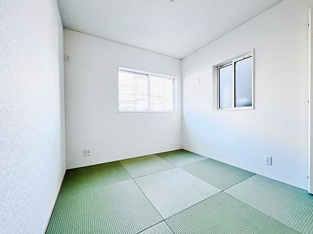 和室スペースです。畳のお部屋は寛げる空間ですね。