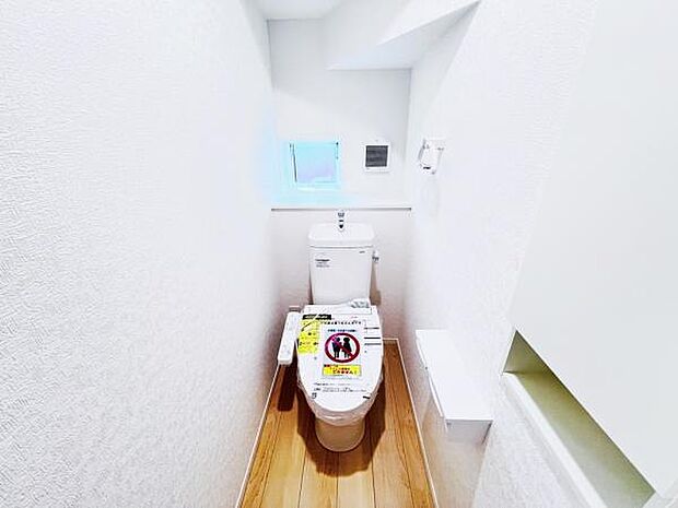 ほっと安らげるトイレ空間です。