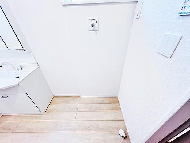 お天気を気にせずお洗濯ができ、室内干し可能です。