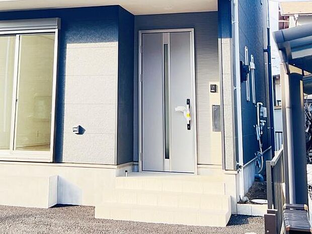 いつも気持ちよくご家族を迎えられる玄関です。