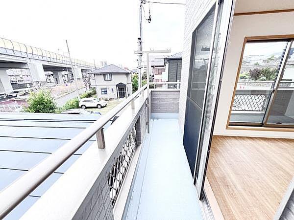 お洗濯ものを気持ち良く太陽の光で干せるのが嬉しいですね。