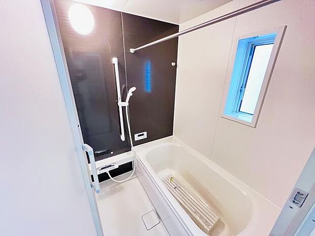 お風呂でほっとひといき。1日の疲れを癒しましょう。