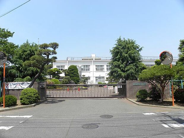 平塚市立大野中学校まで約1870m（徒歩24分）