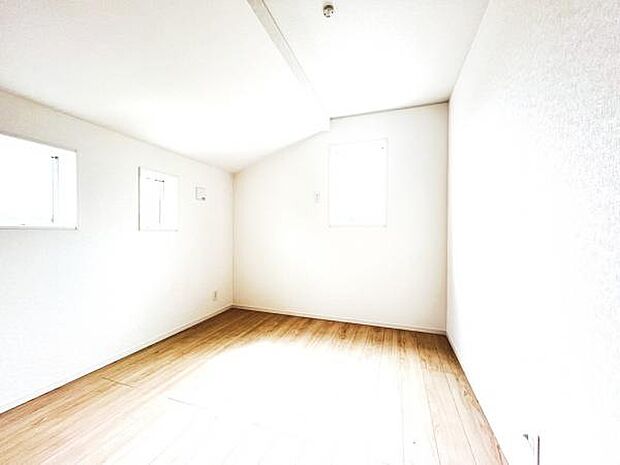 子供部屋にもちょうど良い大きさのお部屋です。