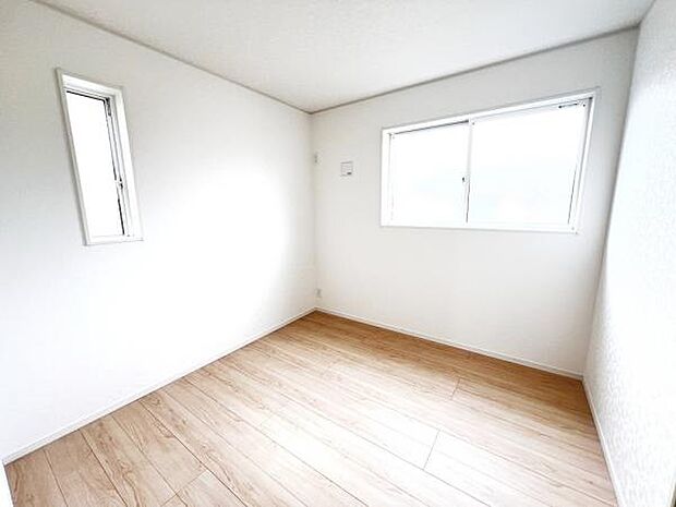 子供部屋にもちょうど良い大きさのお部屋です。