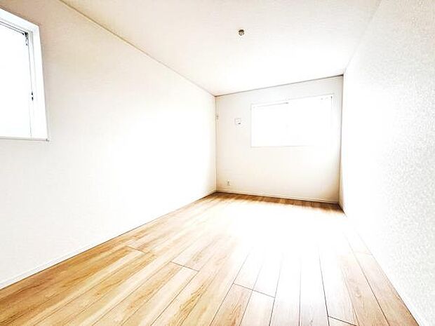 子供部屋にもちょうど良い大きさのお部屋です。