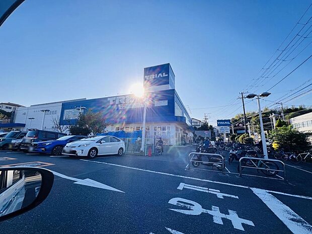 スーパーセンタートライアル藤沢羽鳥店まで約420m(徒歩6分)