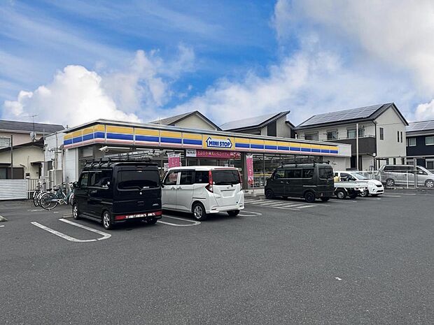 ミニストップ 平塚御殿店まで約620m(徒歩8分)