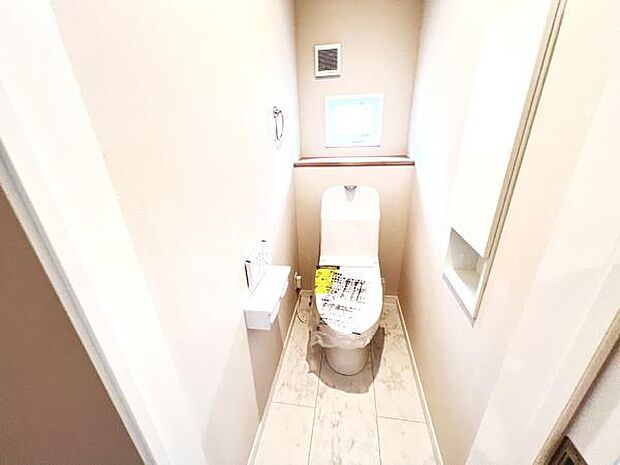 ほっと安らげるトイレ空間です。