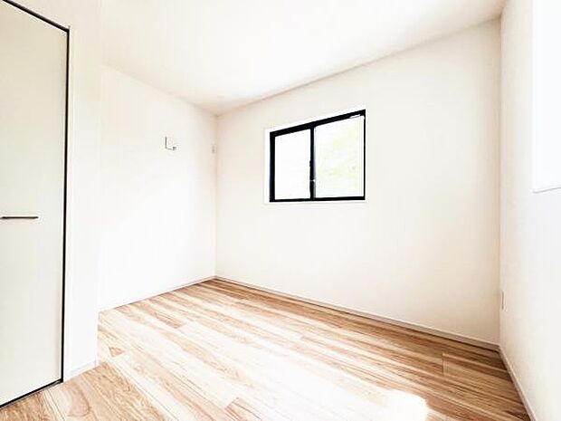 子供部屋にもちょうど良い大きさのお部屋です。