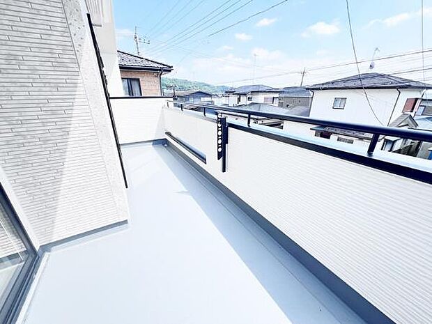 お洗濯ものを気持ち良く太陽の光で干せるのが嬉しいですね。