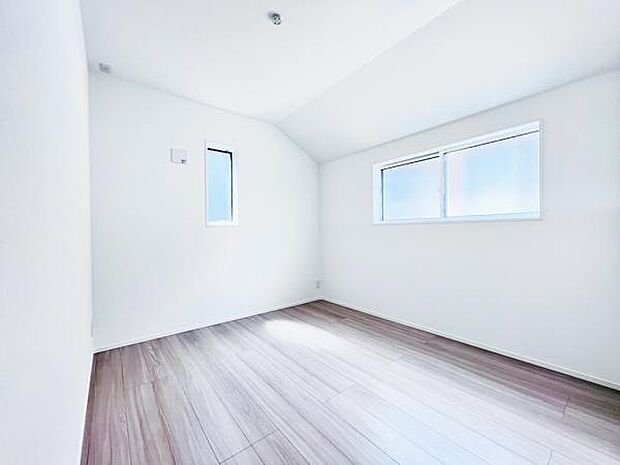 子供部屋にもちょうど良い大きさのお部屋です。