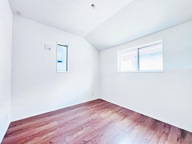 子供部屋にもちょうど良い大きさのお部屋です。