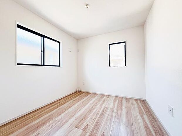 子供部屋にもちょうど良い大きさのお部屋です。