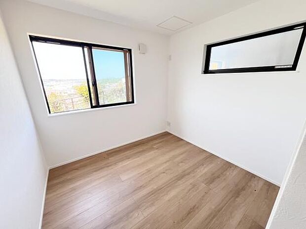 子供部屋にもちょうど良い大きさのお部屋です。