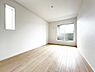 寝室：寝室にもご利用いただける居室スペースです。