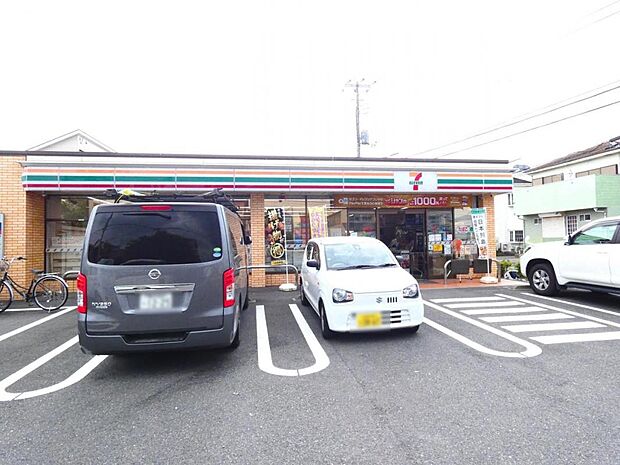 セブン-イレブン 平塚徳延店まで約1070m(徒歩14分)