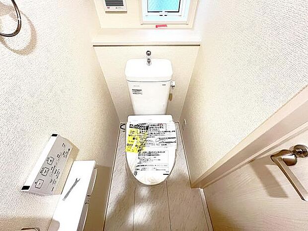 ほっと安らげるトイレ空間です。