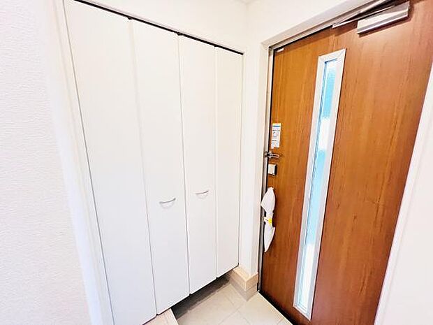 玄関収納です。